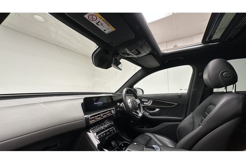 Mercedes-Benz EQC EQC 400 AMG Line - U4270