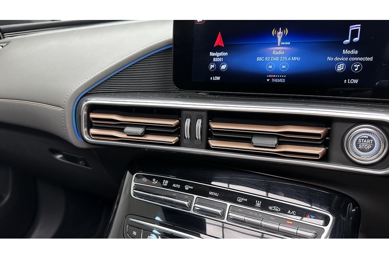 Mercedes-Benz EQC EQC 400 AMG Line - U4270
