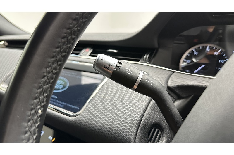 Land Rover Range Rover Evoque P250 MHEV R-Dynamic - U4271