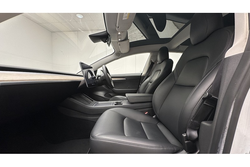 Tesla Model 3 Performance - U4281