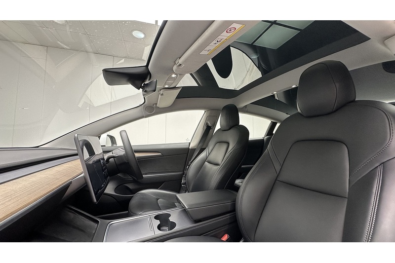 Tesla Model 3 Performance - U4281