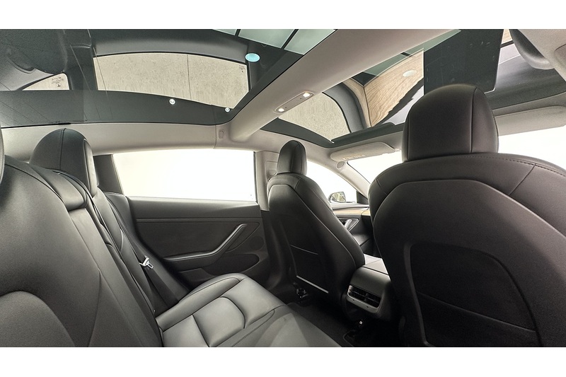 Tesla Model 3 Performance - U4281