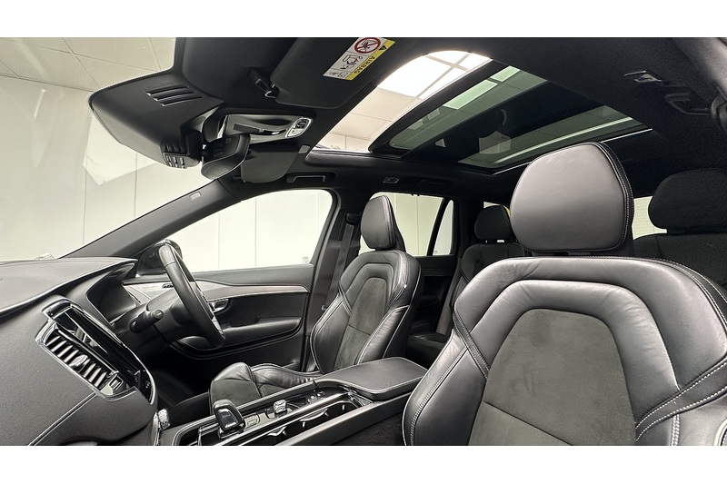 Volvo XC90 h T8 R-Design Pro - U4287