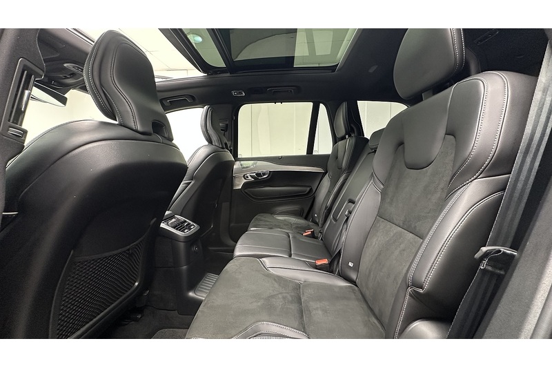 Volvo XC90 h T8 R-Design Pro - U4287