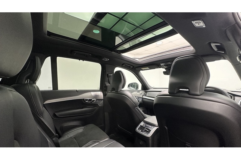 Volvo XC90 h T8 R-Design Pro - U4287