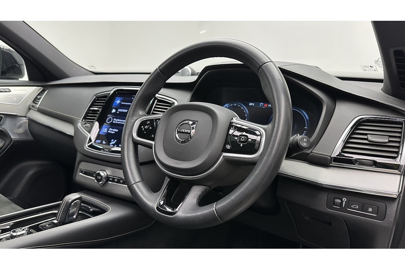 Volvo XC90 h T8 R-Design Pro - U4287