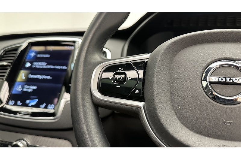 Volvo XC90 h T8 R-Design Pro - U4287