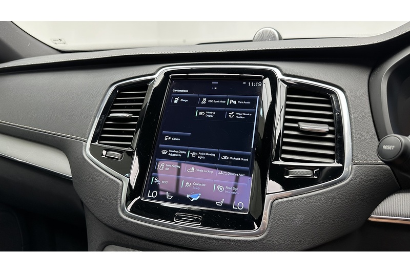 Volvo XC90 h T8 R-Design Pro - U4287
