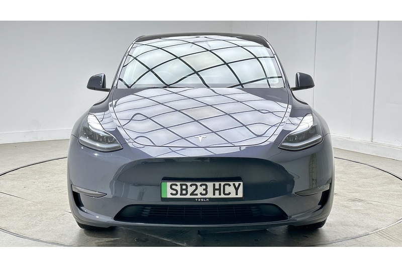 Tesla Model Y Long Range - U4288