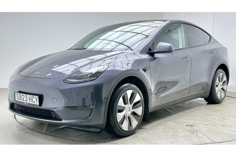Tesla Model Y Long Range - U4288