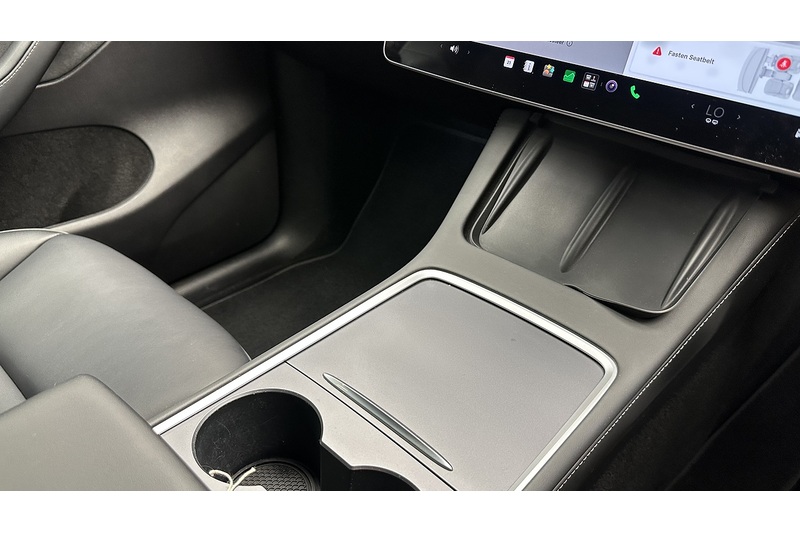Tesla Model Y Long Range - U4288
