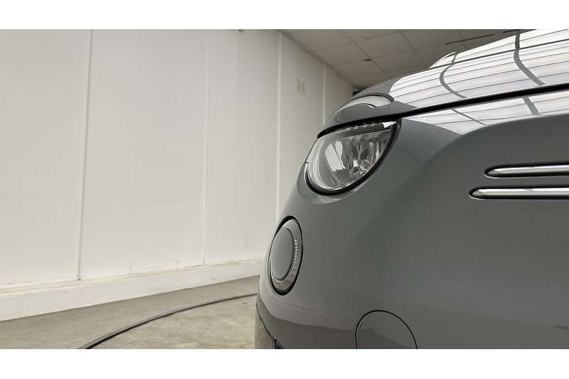 Fiat 500e Icon - U4300