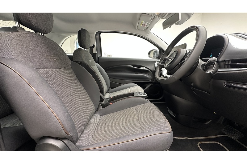 Fiat 500e Icon - U4300