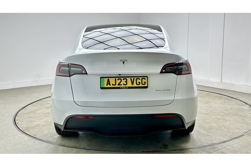 Tesla Model Y Long Range - U4319