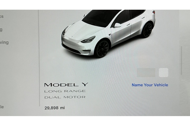 Tesla Model Y Long Range - U4319