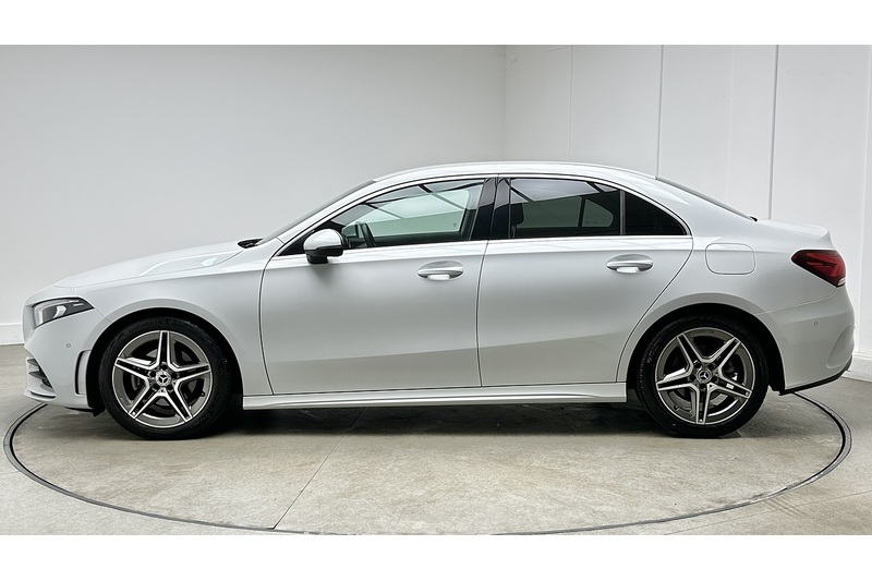 Mercedes-Benz A Class A200 AMG Line - U4328
