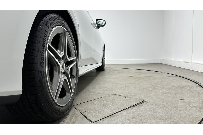 Mercedes-Benz A Class A200 AMG Line - U4328