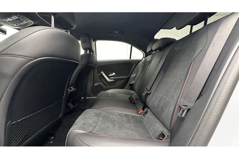 Mercedes-Benz A Class A200 AMG Line - U4328