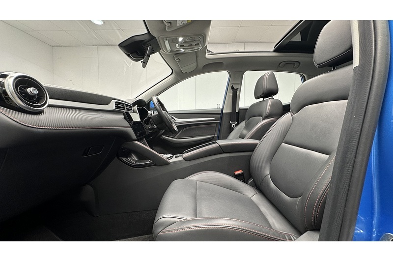 MG MG ZS Trophy Long Range - U4331