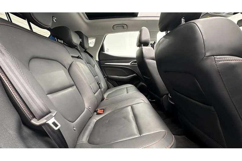 MG MG ZS Trophy Long Range - U4331