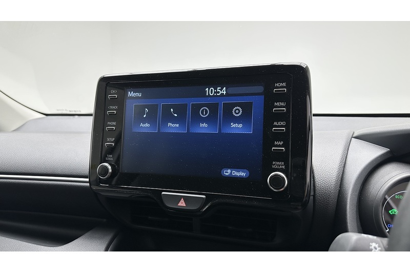 Toyota Yaris VVT-h Design - U4334