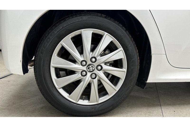 Toyota Yaris VVT-h Icon - U4338