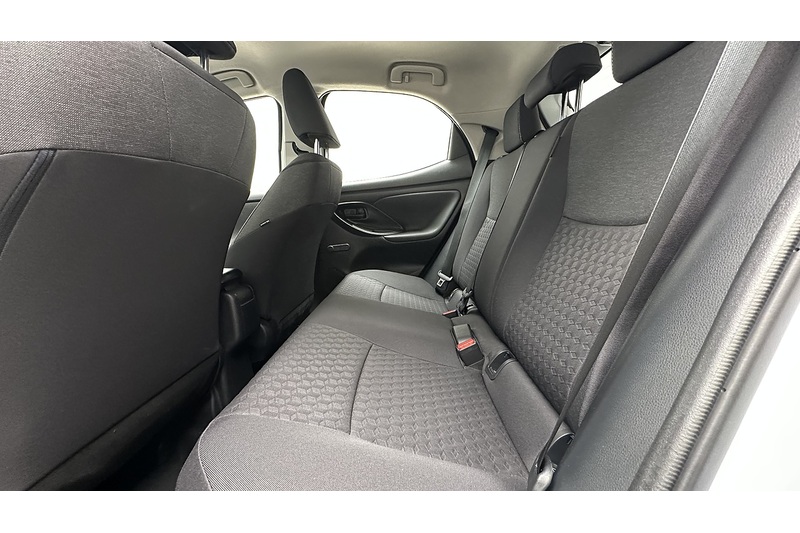 Toyota Yaris VVT-h Icon - U4338