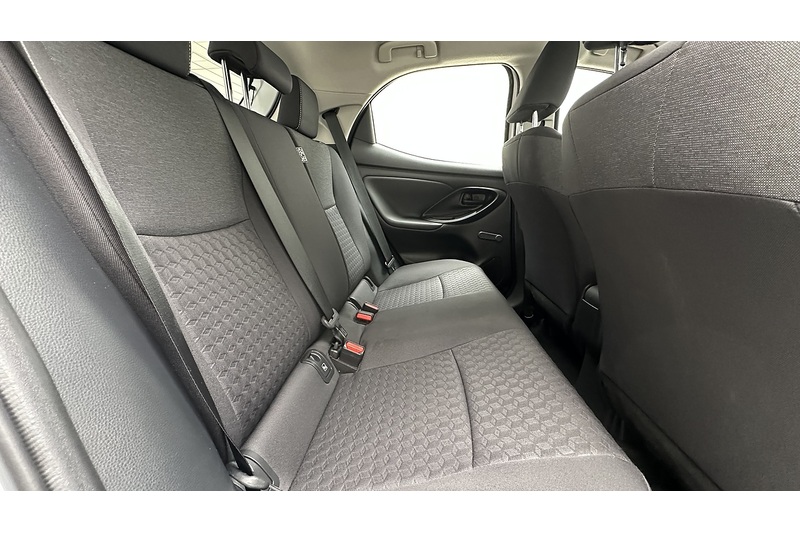 Toyota Yaris VVT-h Icon - U4338