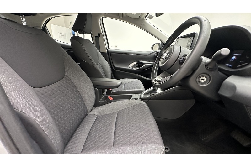 Toyota Yaris VVT-h Icon - U4338