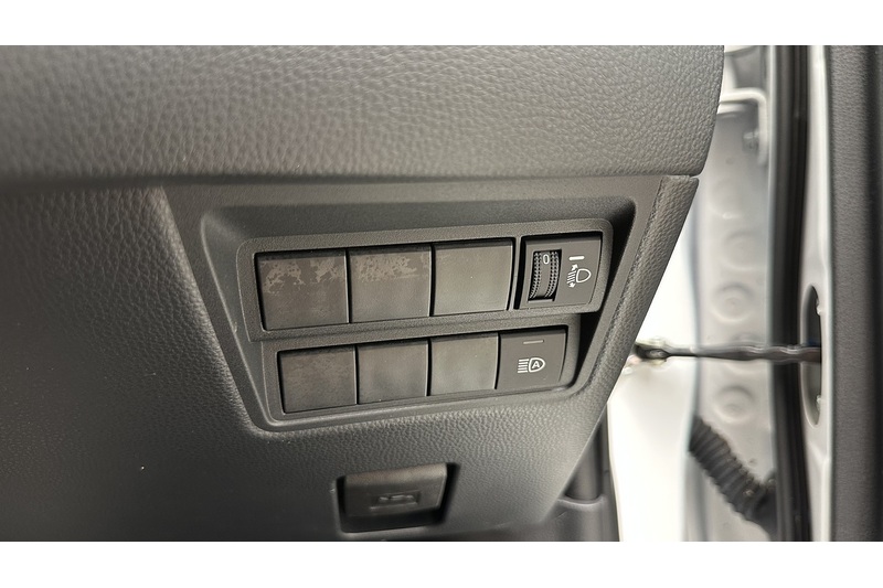 Toyota Yaris VVT-h Icon - U4338