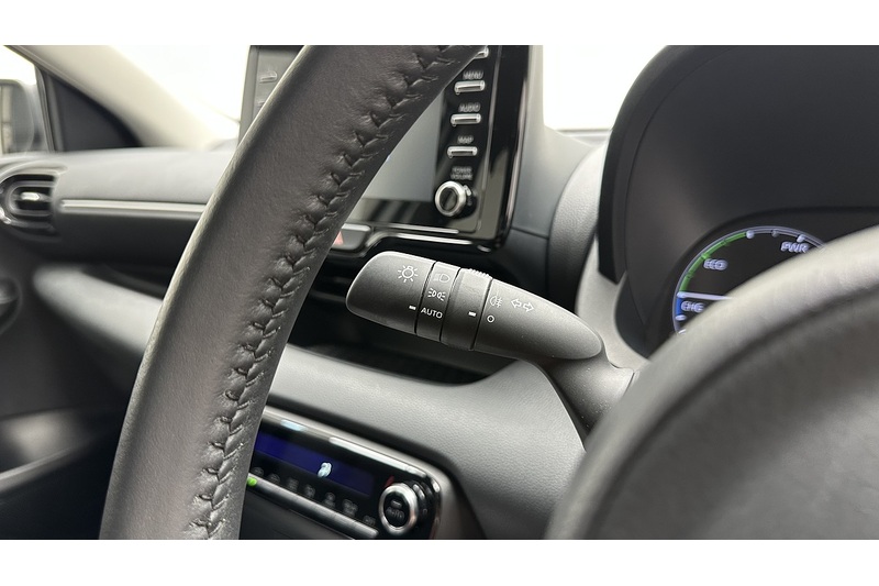 Toyota Yaris VVT-h Icon - U4338