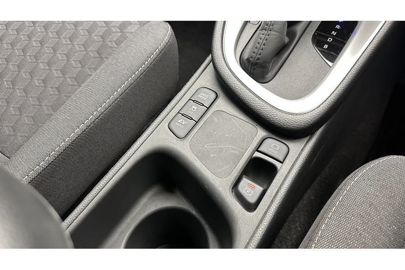 Toyota Yaris VVT-h Icon - U4338