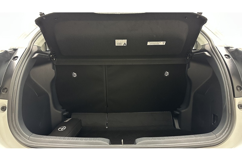 Toyota Yaris VVT-h Icon - U4338