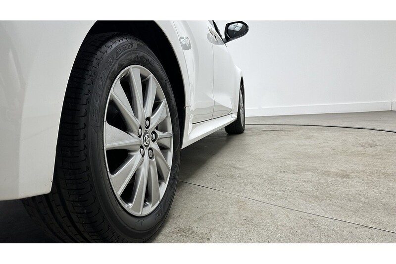 Toyota Yaris VVT-h Icon - U4338