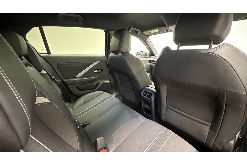 Vauxhall Astra Electric GS - U4339