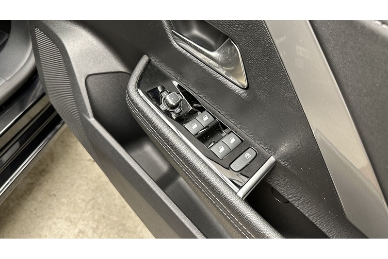 Vauxhall Astra Electric GS - U4339