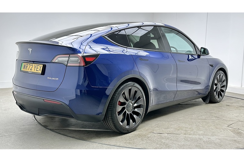 Tesla Model Y Performance - U4345