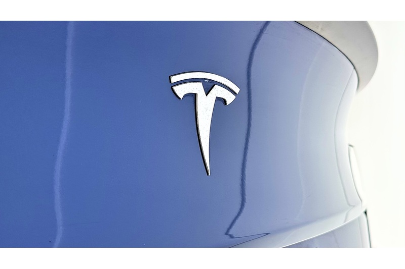 Tesla Model Y Performance - U4345