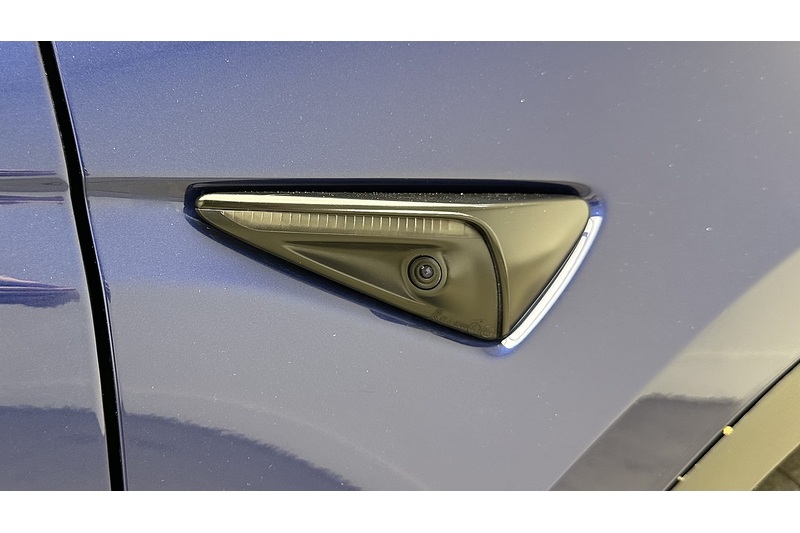 Tesla Model Y Performance - U4345