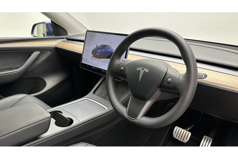Tesla Model Y Performance - U4345