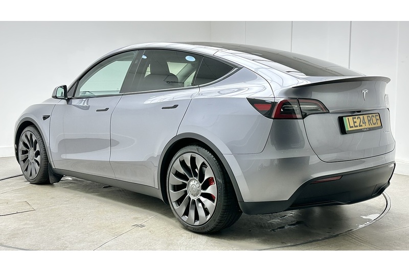 Tesla Model Y Performance - U4346