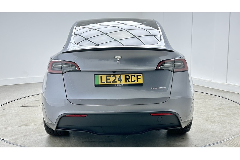 Tesla Model Y Performance - U4346