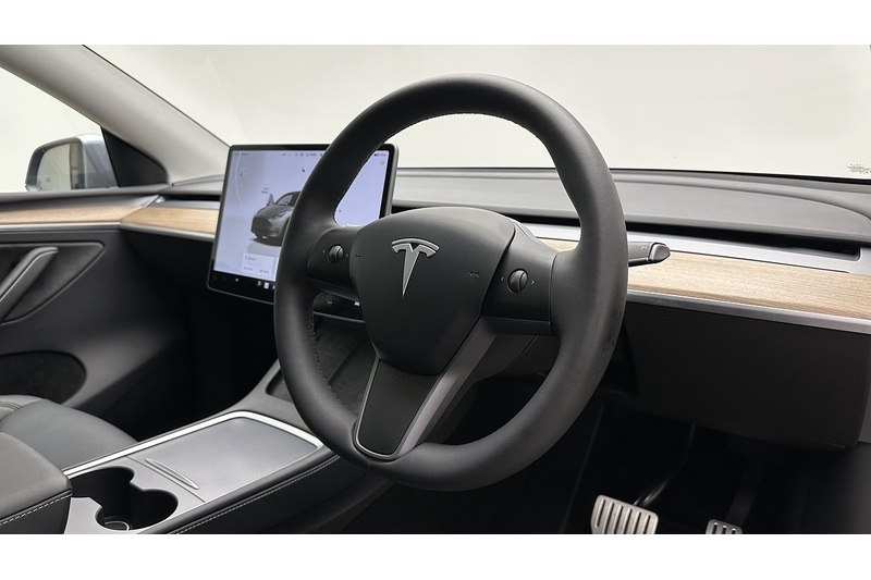 Tesla Model Y Performance - U4346
