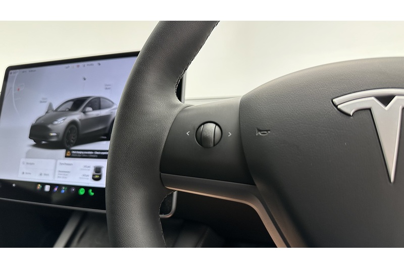 Tesla Model Y Performance - U4346