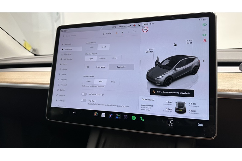 Tesla Model Y Performance - U4346