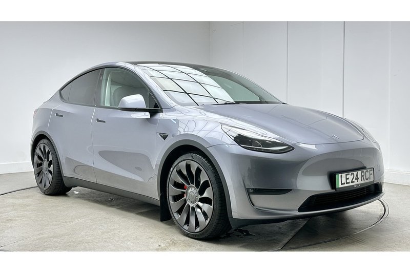 Tesla Model Y Performance - U4346