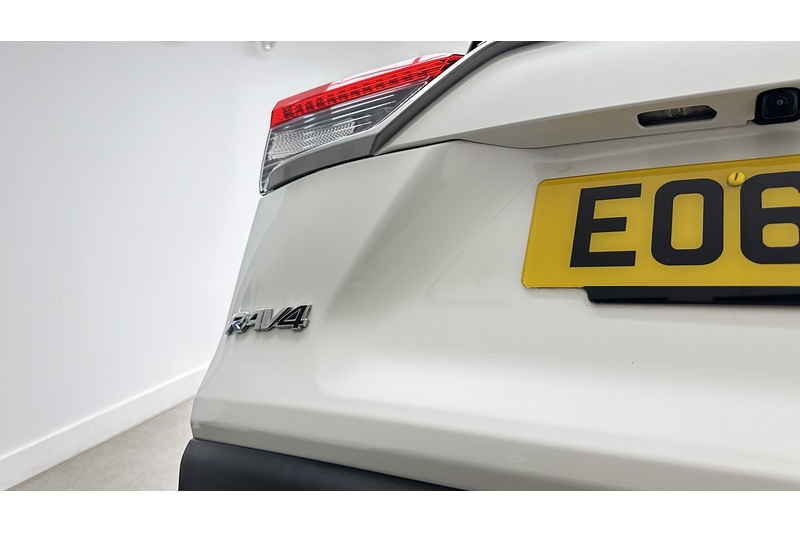 Toyota RAV4 VVT-h Excel - U4351