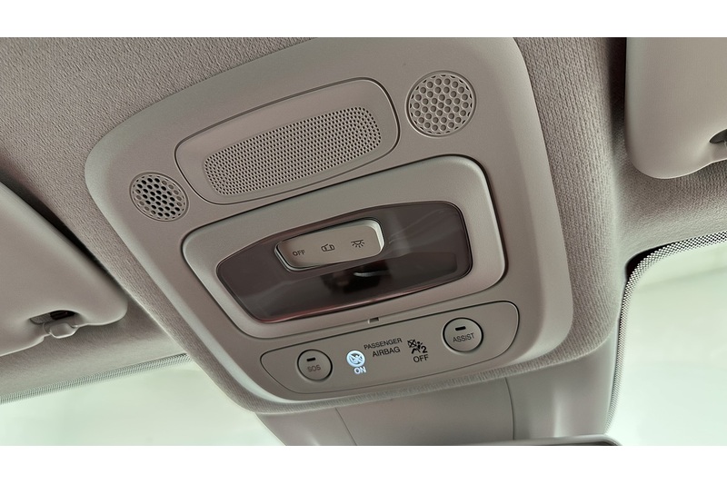 Fiat 500e RED - U4354