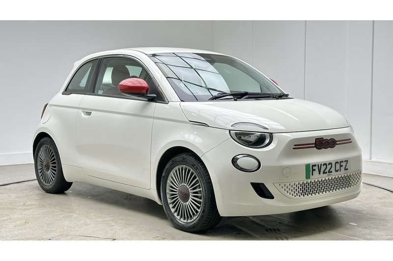 Fiat 500e RED - U4354