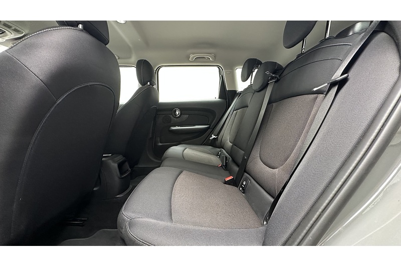 MINI Clubman Cooper Classic - U4373
